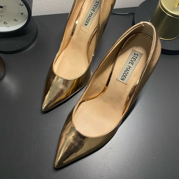 Steve Madden Rose Gold Pump Heels - Picture 4 of 6